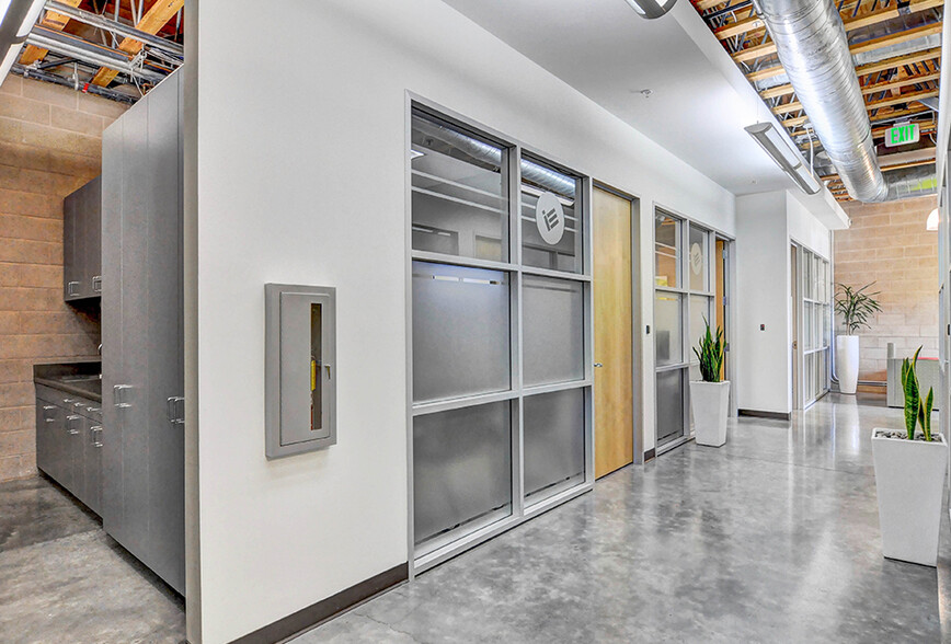 More Photos Of 9891 Irvine Center Dr, Irvine Loft Creative Space For Lease