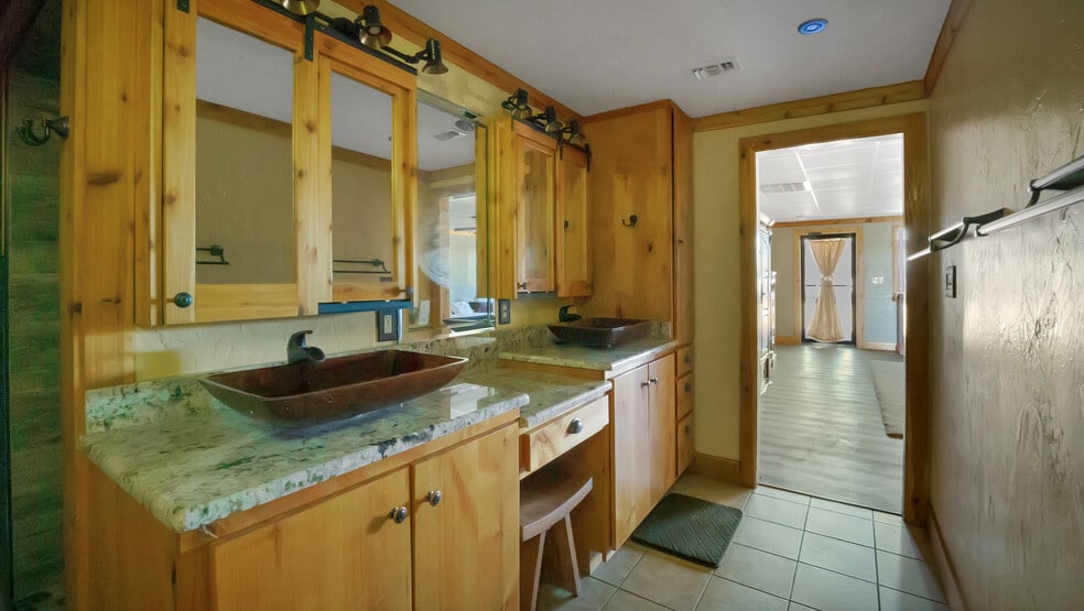 More Photos Of 5776 FM 933, Whitney Flex For Sale