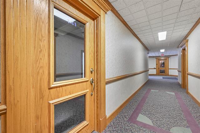 More Photos Of 414 E Walnut St, Green Bay Office For Sale