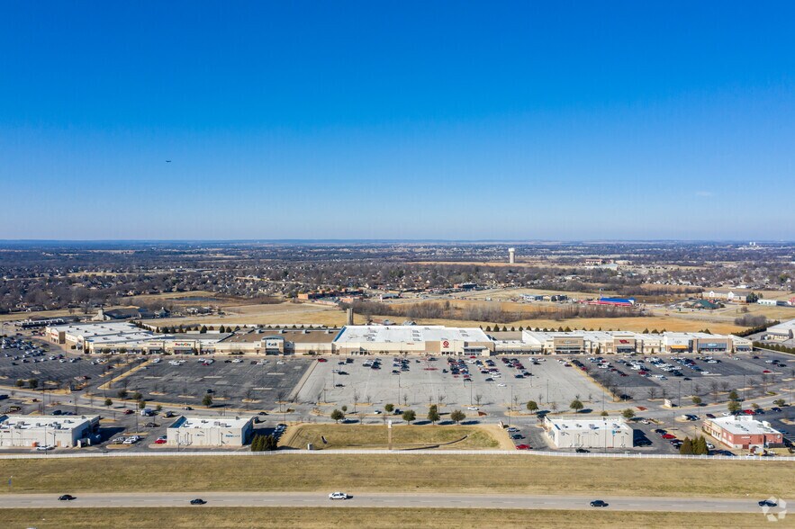 More Photos Of 9110 N 121st Ave E, Owasso Unknown For Lease