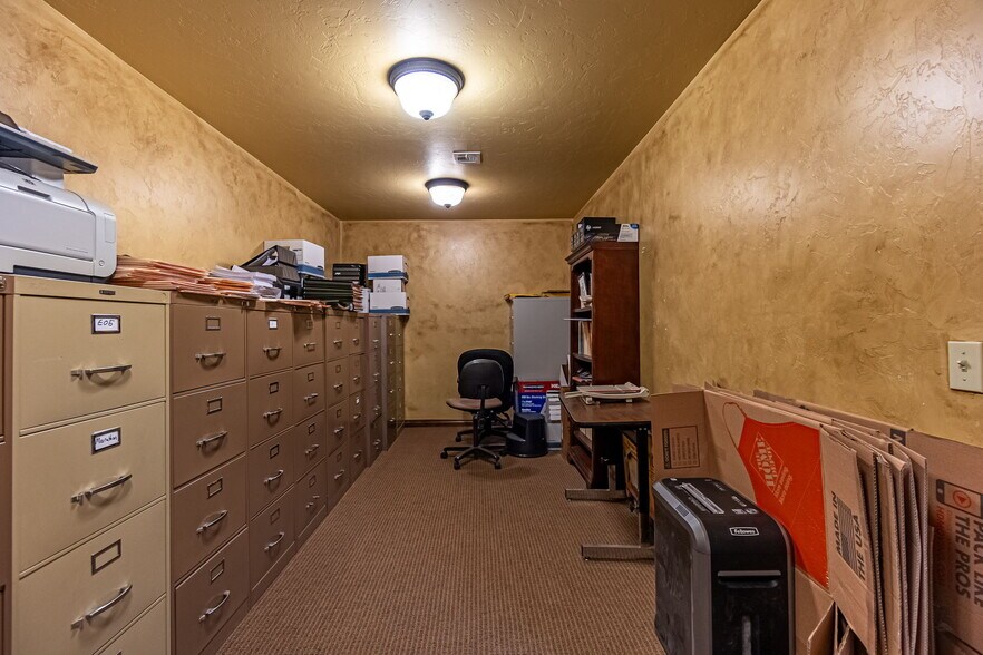More Photos Of 1530 SW 89th St, Oklahoma City Office For Sale