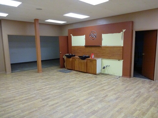 More Photos Of 3185-3199 Delaware Ave, Buffalo Storefront Retail Office For Lease