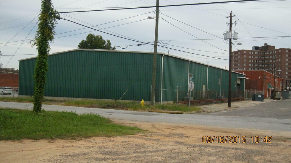 More Photos Of 1002 Telfair St, Augusta Flex For Sale