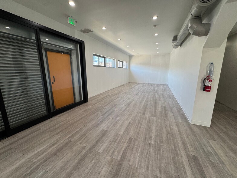More Photos Of 2059-2065 Venice Blvd, Los Angeles Storefront Retail Office For Sale