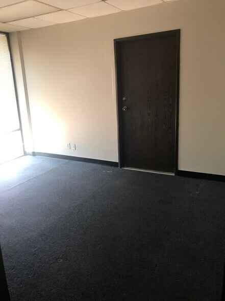 More Photos Of 9419-9585 Slauson Ave, Pico Rivera Warehouse For Lease