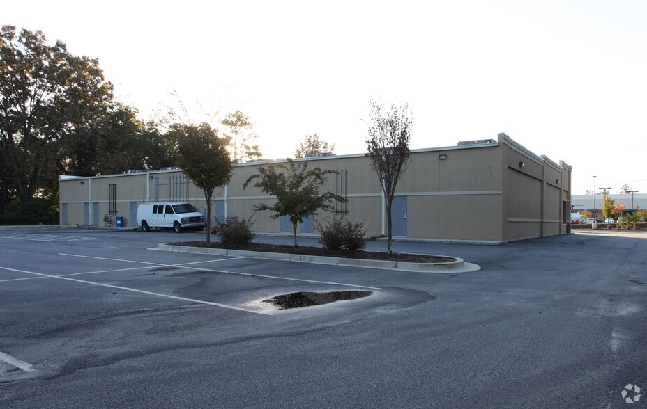 More Photos Of 6777 Mt Zion Blvd, Morrow Storefront For Sale