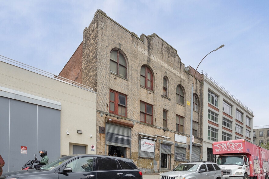More Photos Of 972-974 Dean St, Brooklyn Warehouse For Sale