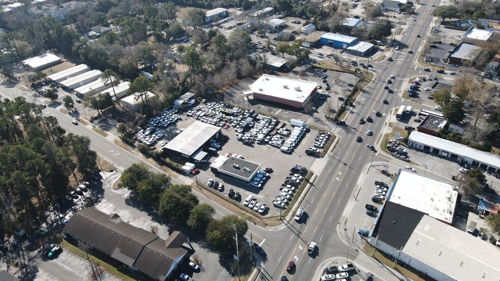 More Photos Of 3412 Market St, Wilmington Auto Repair For Sale