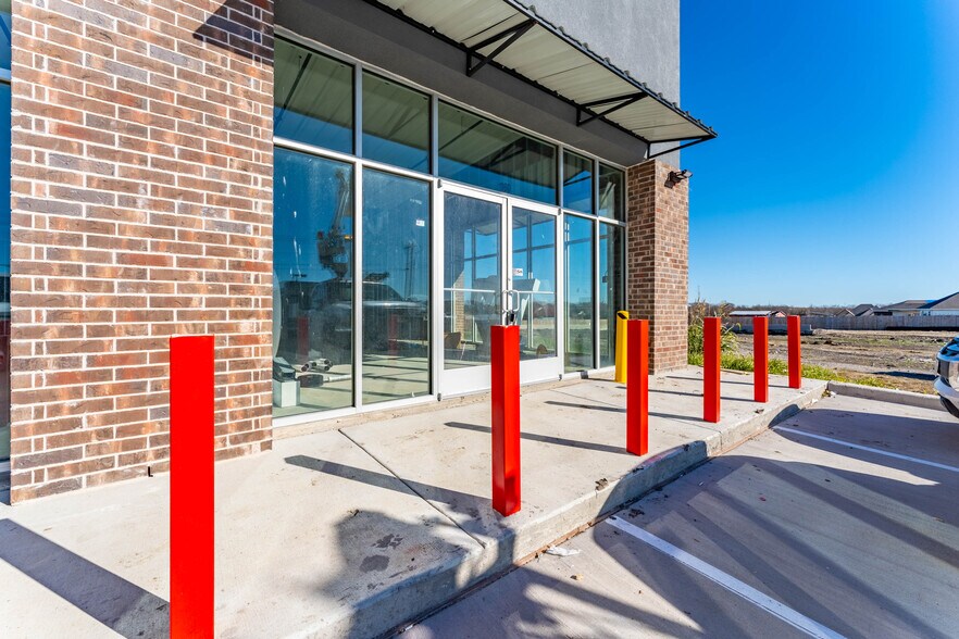 More Photos Of 10689 S State Highway 205, Rockwall Storefront Retail Office For Lease