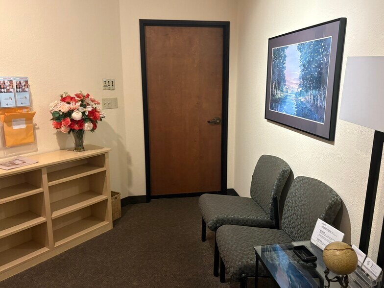 More Photos Of 1220-1244 University Dr, Menlo Park Medical For Lease