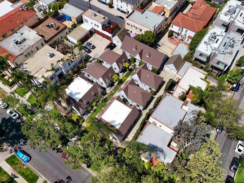 More Photos Of 537-545 1/2 N Orange Dr, Los Angeles Apartments For Sale