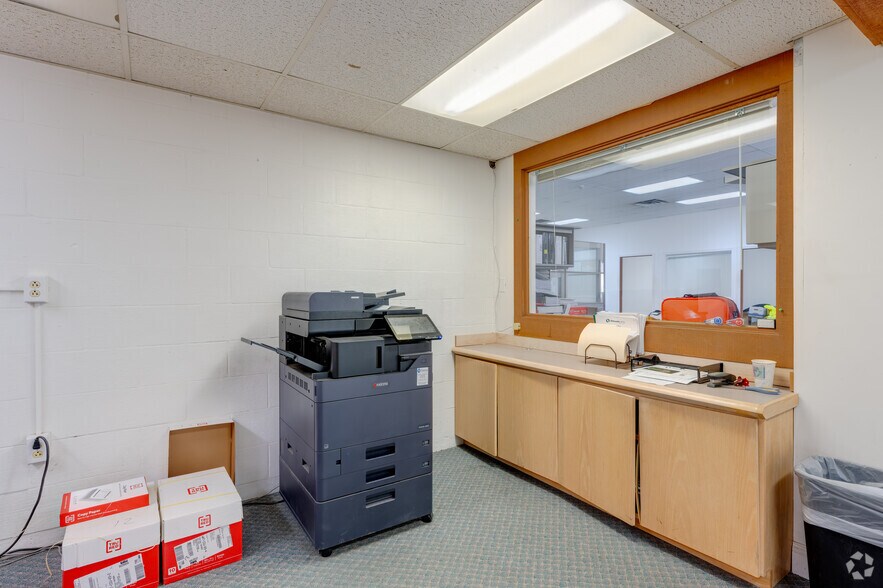 More Photos Of 735 Wangum Rd, Victor Industrial For Sale