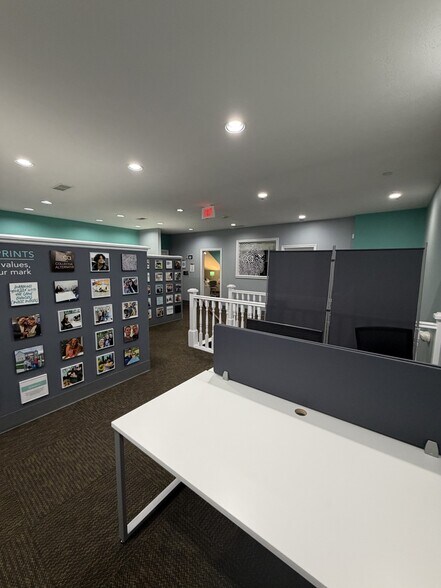 More Photos Of 9810 Westpoint Dr, Indianapolis Office For Lease