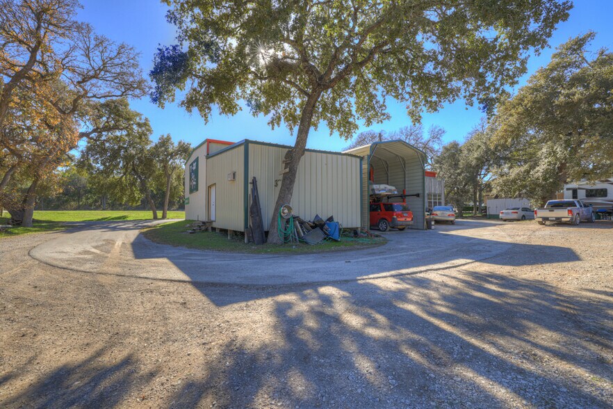 More Photos Of 8328 FM 2673, Canyon Lake Auto Repair For Sale