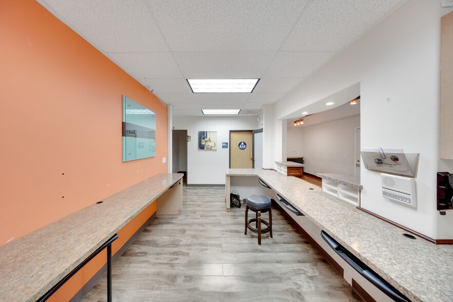 More Photos Of 408 S Beach Blvd, Anaheim Medical For Sale