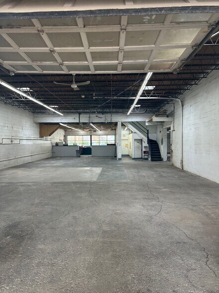 More Photos Of 321 Ramsdell Ave, Buffalo Warehouse For Lease