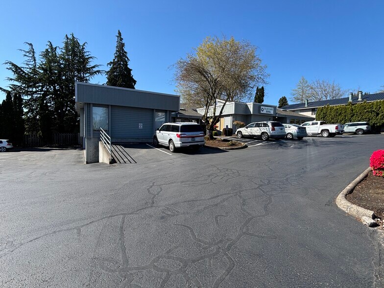 More Photos Of 1255-1257 Wallace Rd NW, Salem Office For Lease