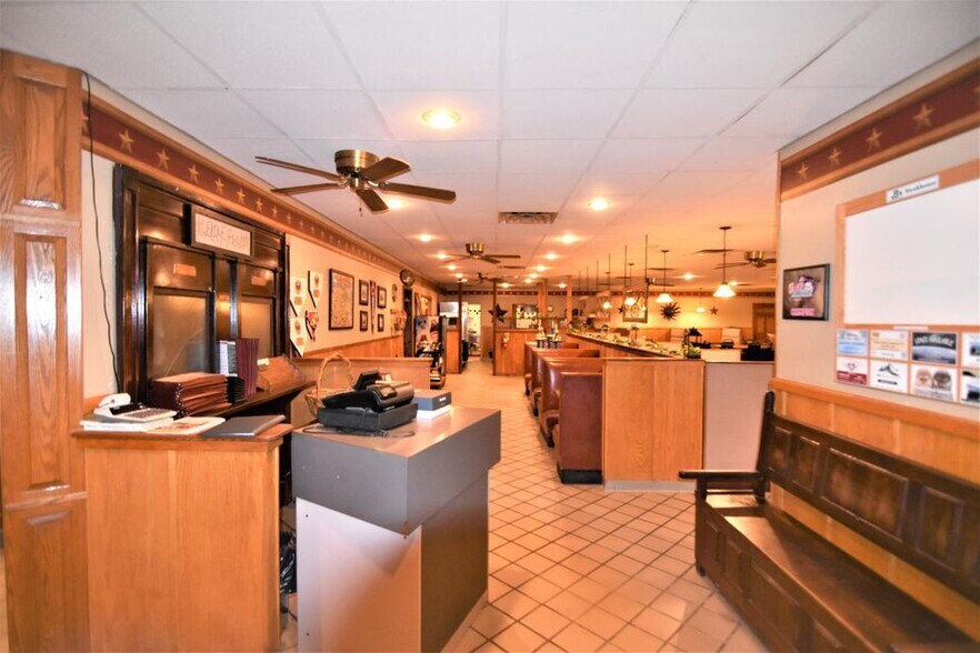 More Photos Of 109 S Folger St, Carrollton Restaurant For Sale