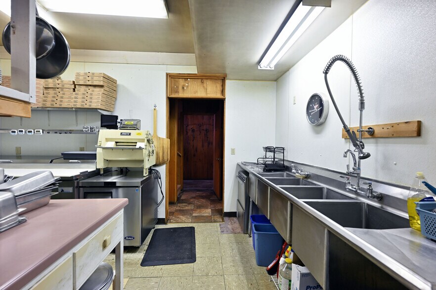 More Photos Of 23694 Clam Lake Rd, Clam Lake Restaurant For Sale