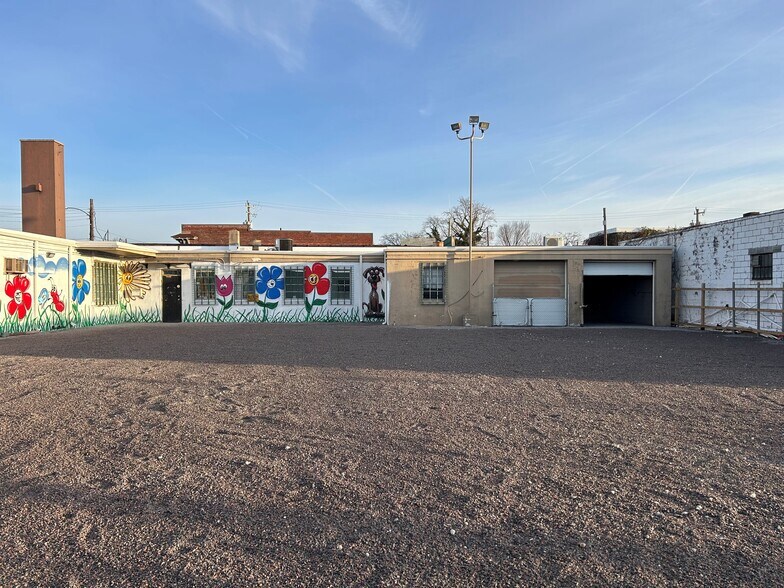 More Photos Of 2400 Granby St, Norfolk Warehouse For Lease