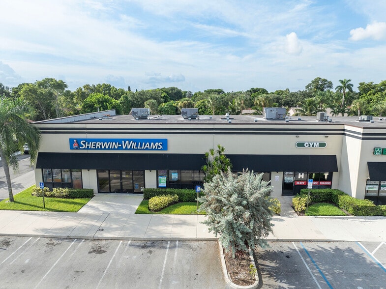 More Photos Of 11300-11354 Wiles Rd, Coral Springs General Retail For Lease
