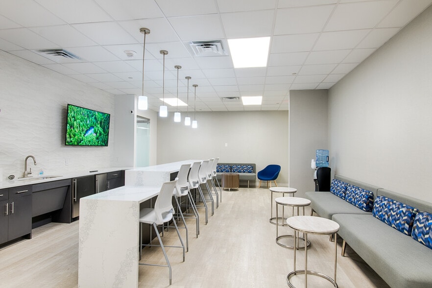 More Photos Of 5000 Legacy Dr, Plano Office For Lease