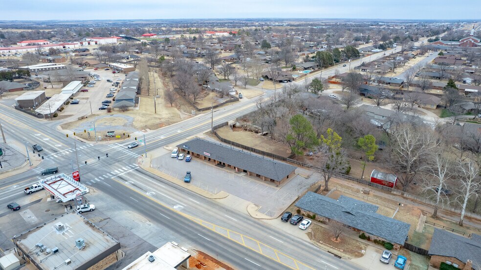 More Photos Of 1108 N Washington St, Weatherford Medical For Sale