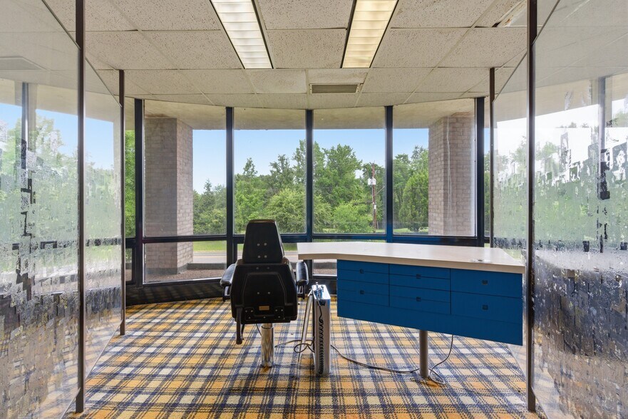 More Photos Of 1213 Belle Haven Rd, Alexandria Medical For Sale