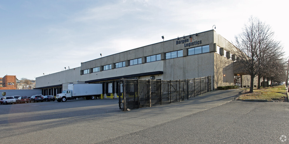 Primary Photo Of 7300 West Side Ave, North Bergen Warehouse For Lease