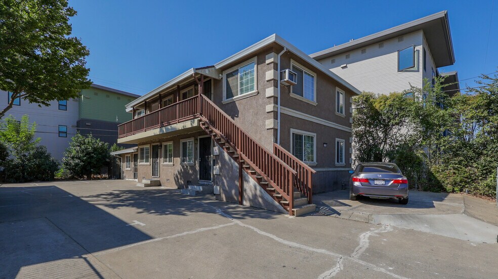 More Photos Of 5352 Young St, Sacramento Apartments For Sale