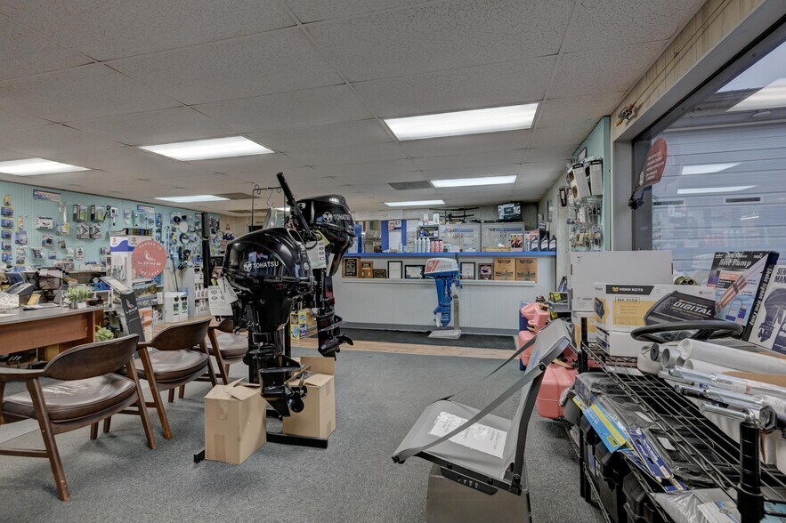 More Photos Of 4961 Highway 43, Seneca Marina For Sale