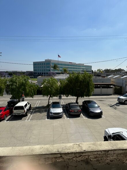 More Photos Of 1108 Sartori Ave, Torrance Office Residential For Sale