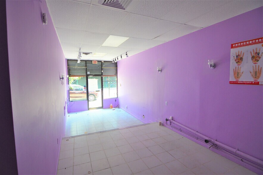 More Photos Of 62-42 Forest Ave, Ridgewood Storefront Retail Residential For Lease