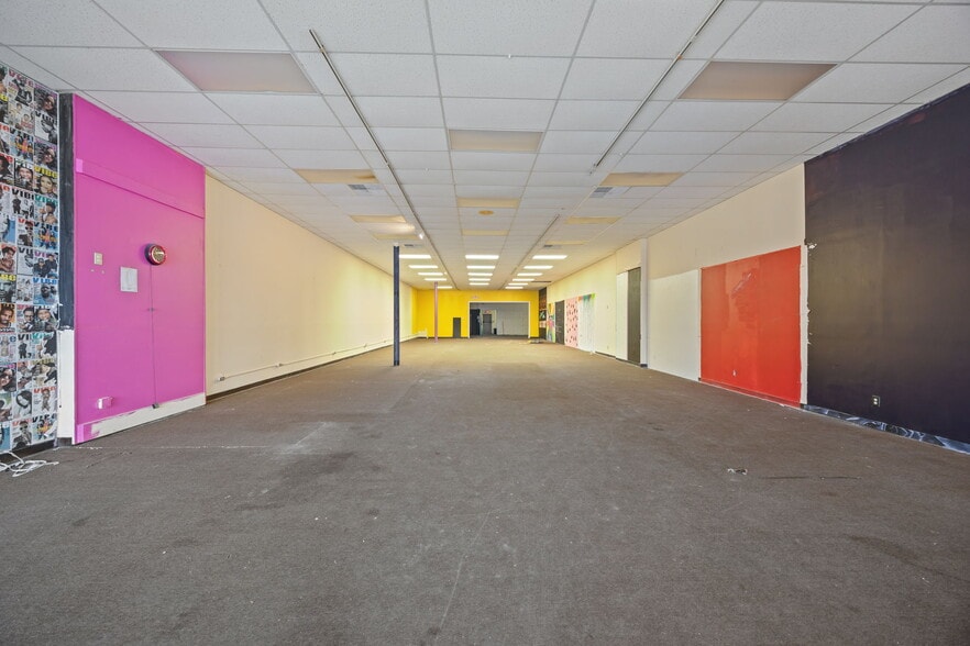 More Photos Of 605-611 Greenville Blvd SW, Greenville Unknown For Lease