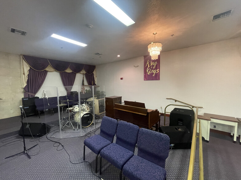 Primary Photo Of 240 Bahman Ave, Opa Locka Religious Facility For Sale