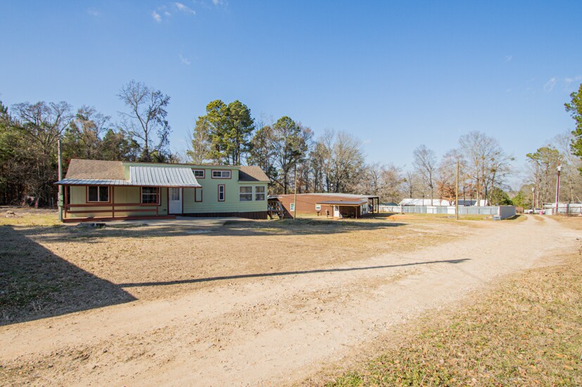 More Photos Of 18501 County Road 3131, Gladewater Multifamily For Sale