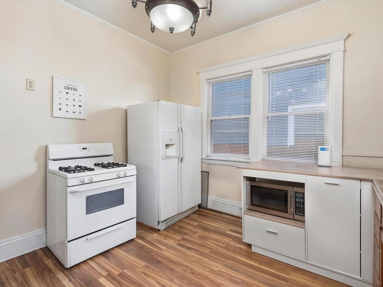 More Photos Of , Minneapolis Unknown For Sale