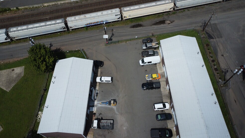 More Photos Of 100 W Main St, Bound Brook Warehouse For Lease