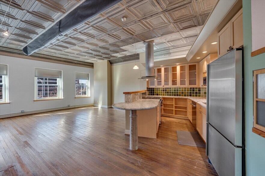 More Photos Of 329 W Main St, Durham Office For Lease