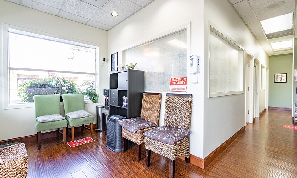 More Photos Of 8423 Mukilteo Speedway, Mukilteo Office For Lease