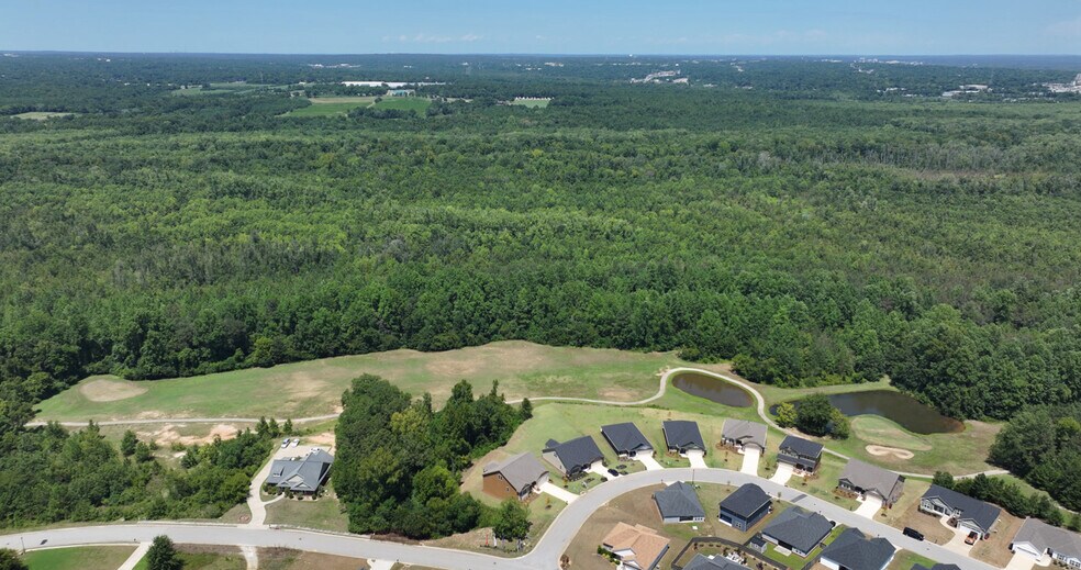 More Photos Of 128 Oakview Club Dr, Macon-Bibb Golf Course Driving Range For Sale