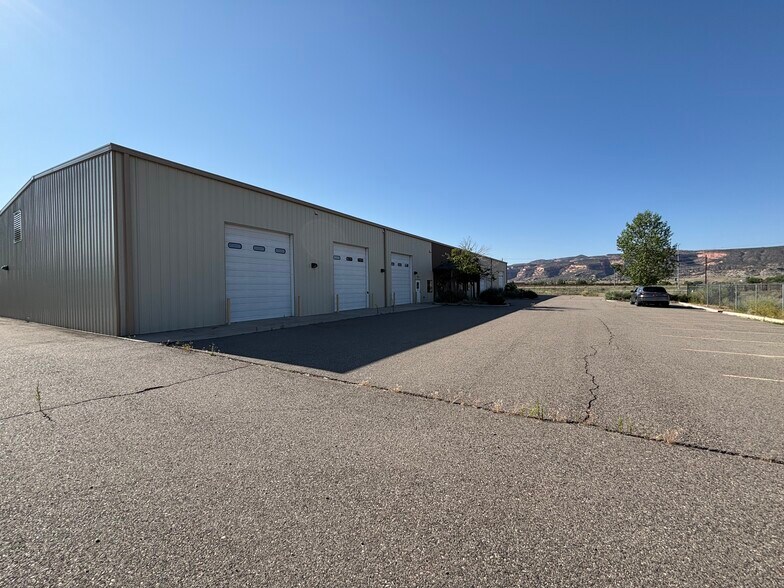 More Photos Of 703 Greenway Dr, Fruita Warehouse For Lease