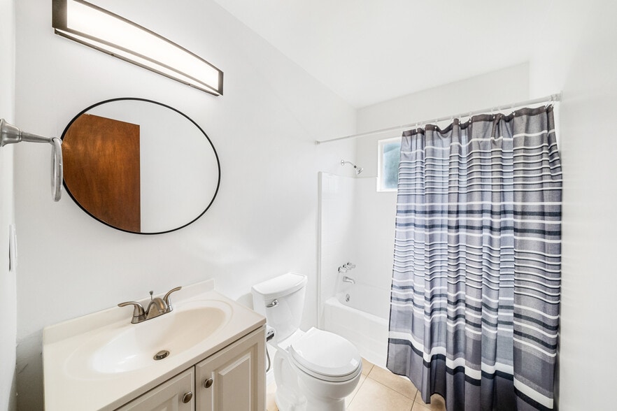 More Photos Of 6331 Pedley Rd, Riverside Contractor Storage Yard For Sale