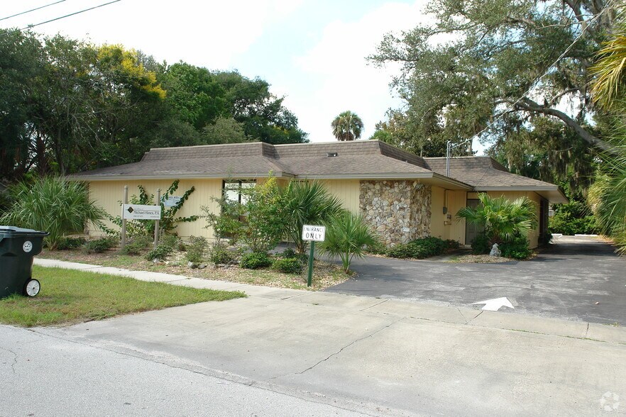 More Photos Of 236 N Frederick Ave, Daytona Beach Office For Sale