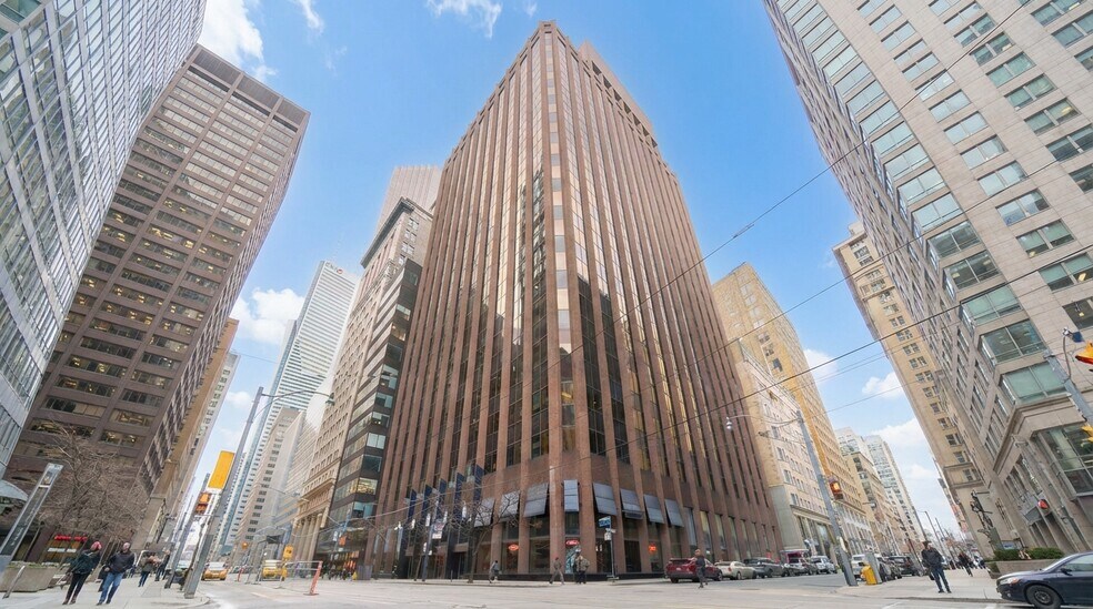 More Photos Of 18 King St E, Toronto Office For Lease