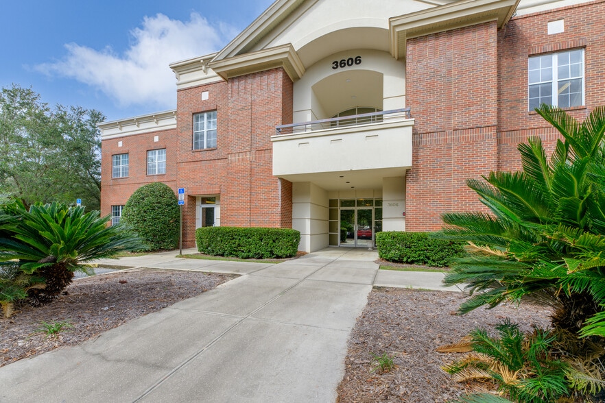 More Photos Of 3606 Maclay Blvd S, Tallahassee Medical For Lease