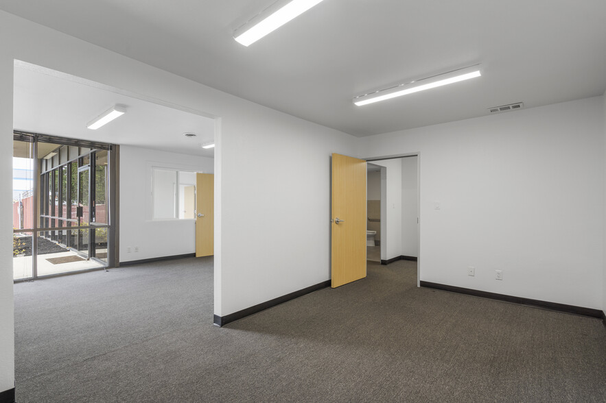 More Photos Of 2505 Amaral Ct, Hayward Warehouse For Sale