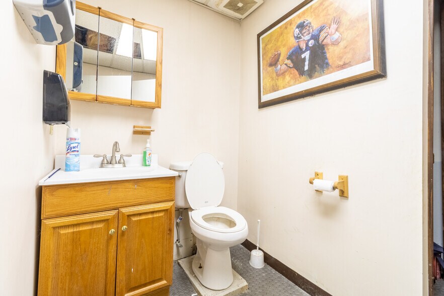More Photos Of 454 W 8th Ave, West Homestead Warehouse For Sale