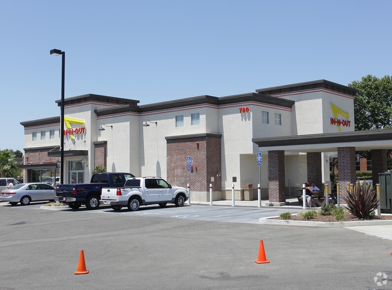 More Photos Of Riverpoint Cir @ Reed Avenue, West Sacramento Unknown For Lease