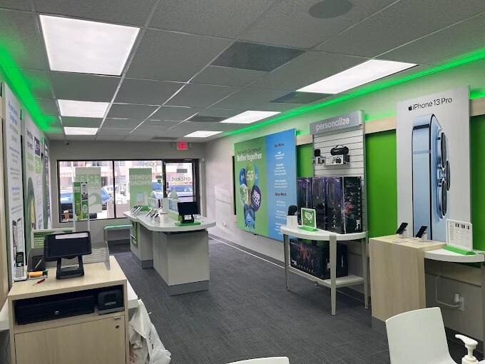 More Photos Of 6890 W Flagler St, Miami Unknown For Lease